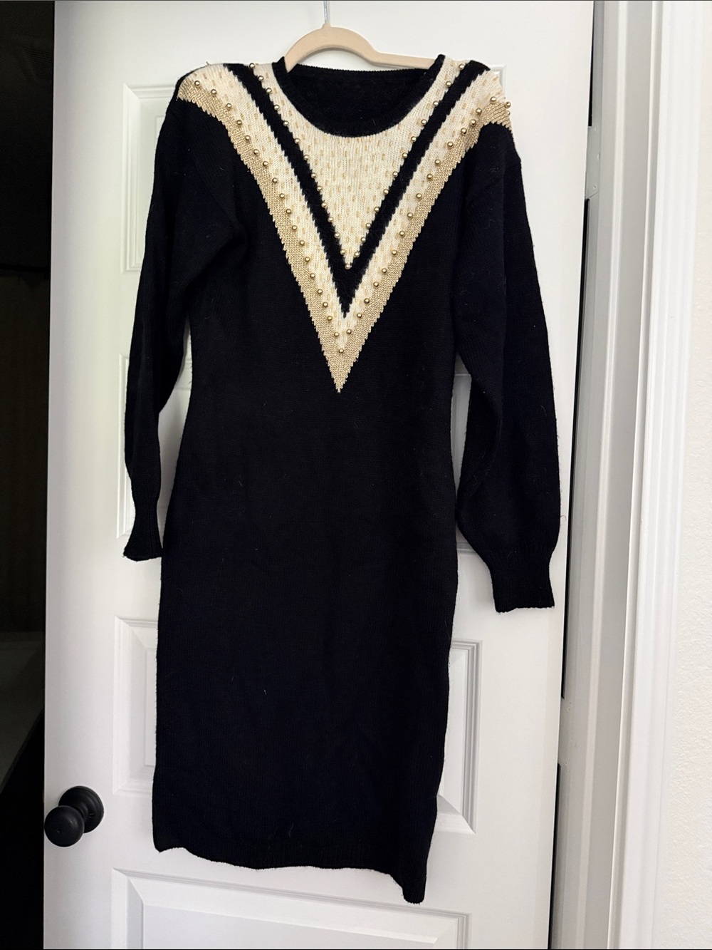 Black Long-Sleeve Knit Dress with Cream V-Panel and Pearl Accents